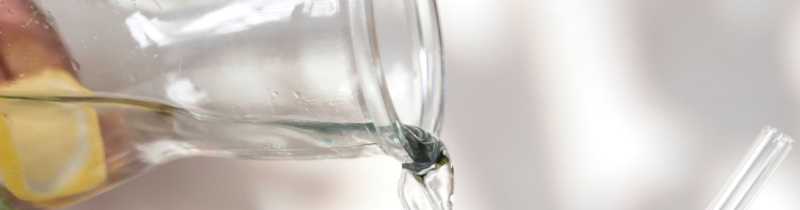 Perché spesso nelle ricette la quantità dell'acqua o di altri liquidi è indicata con "circa" o da un valore di minimo/massimo? Perché spesso nelle ricette la quantità dell'acqua o di altri liquidi è indicata con "circa" o da un valore di minimo/massimo?
