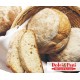 Pane pugliese rustico con crosta dorata e mollica porosa, da semola di Altamura Pane pugliese rustico con crosta dorata e mollica porosa, da semola di Altamura