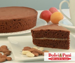 Preparato per base Sacher al cacao e mandorle da farcire con albicocca e cioccolato