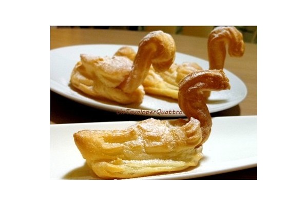 Cigni di Pasta Choux