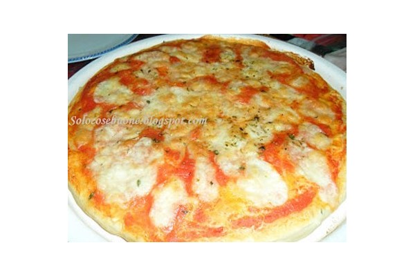 Pizza al Pomodoro